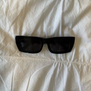 Vehla Florence Sunglasses Black